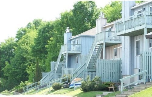 Mccreary'S Beach Resort Perth Exterior foto